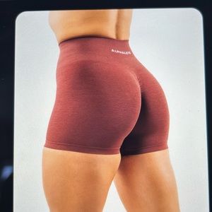 Amplify Short 4.5”